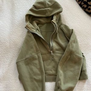 Lululemon Cropped Sweatshirt